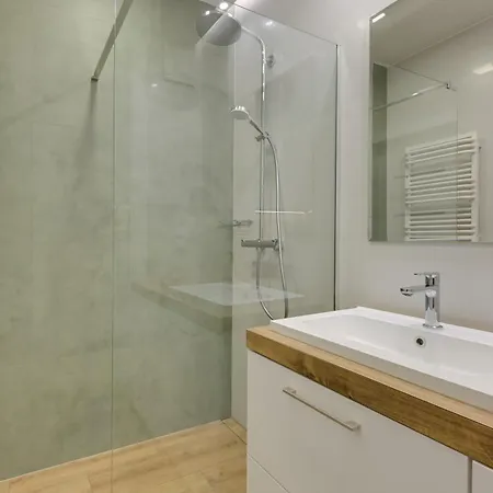 Rentplanet - Kapitanat Appartement *